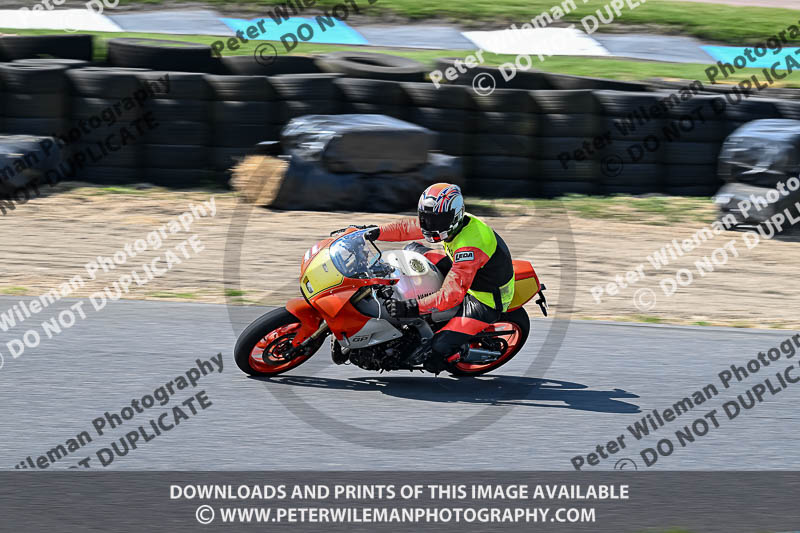 enduro digital images;event digital images;eventdigitalimages;lydden hill;lydden no limits trackday;lydden photographs;lydden trackday photographs;no limits trackdays;peter wileman photography;racing digital images;trackday digital images;trackday photos